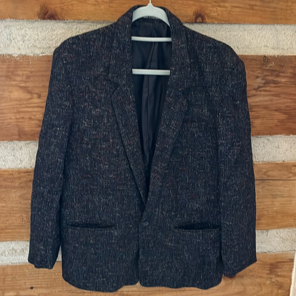 Vintage men’s black tweed jacket